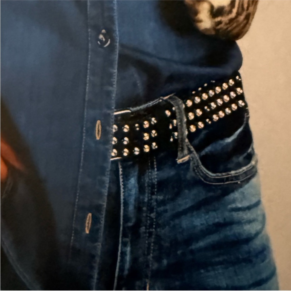 Cabi XL leather stud belt